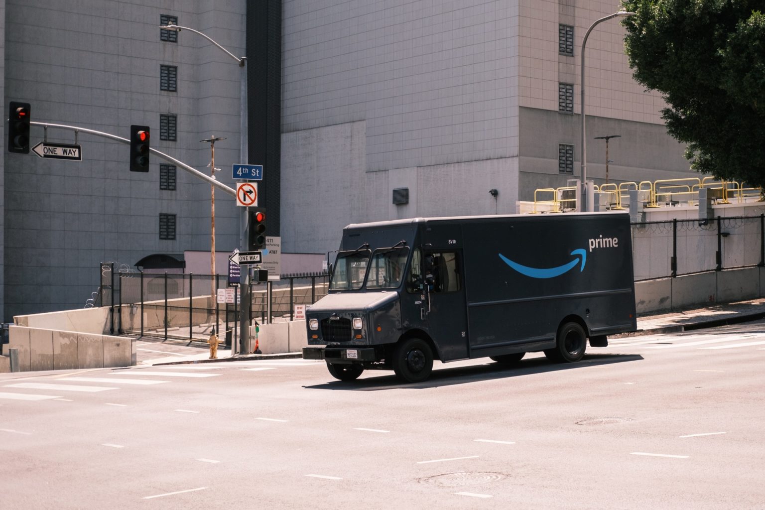 Amazon Faces Class Action for Relay Driver Misclassification